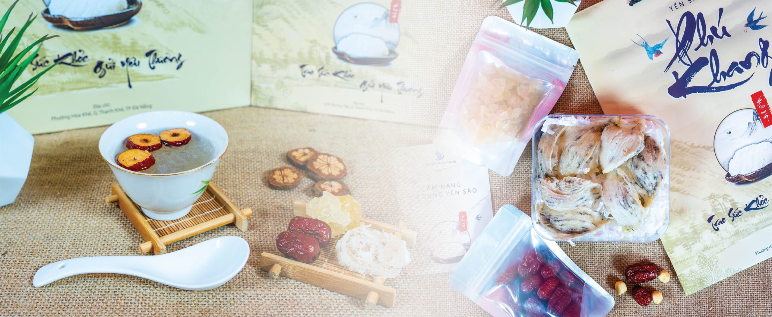 つばめの巣 Yến Sào Phú Khang Yến sào Phú Khang – Trao sức khỏe-Gửi yêu thương